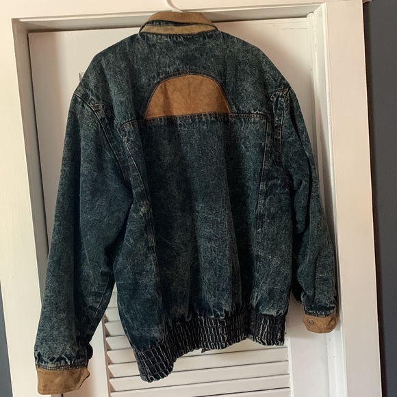 Vintage 90’s Acid Washed Sherpa Lined Denim Jacket - Picture 2 of 7